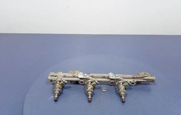 Fuel main line pipe