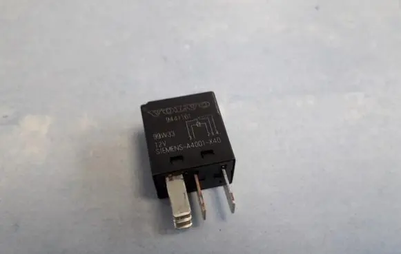 Volvo S70 V70 V70 XC Other relay 9441161 a4001-x40