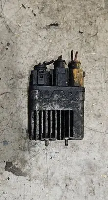 Coolant fan relay