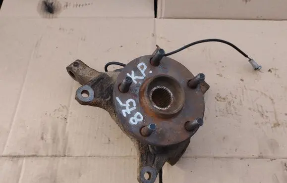 Toyota Previa (XR30, XR40) II Front wheel hub