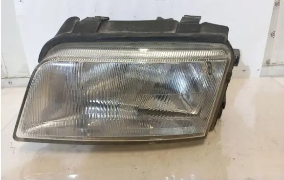 Audi A4 S4 B5 8D Headlight/headlamp 8D0941003A