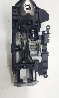 Front door exterior handle/bracket