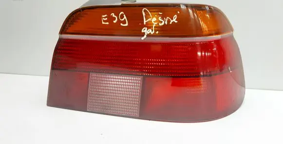 BMW 5 E39 Rear/tail lights 8358032
