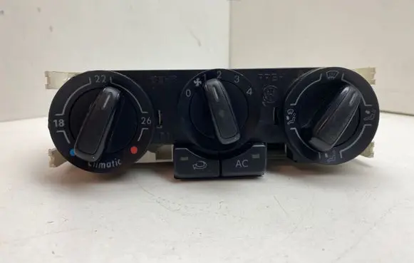 Volkswagen Cross Polo Climate control unit 6R0820045G