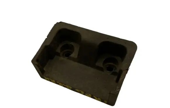 Volkswagen Touareg I Jacking socket point 7L0304123 PPGF30