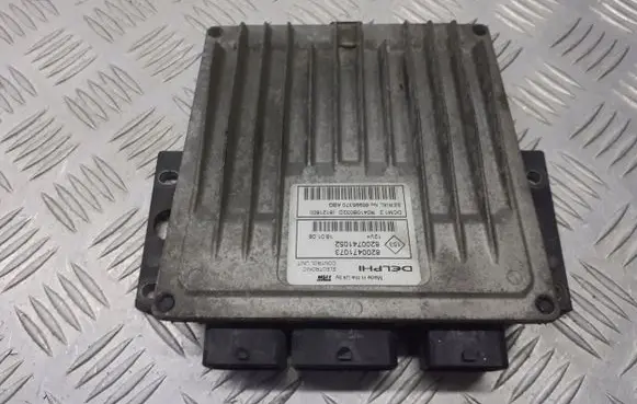 Renault Twingo II Engine control unit/module ECU 8200471073