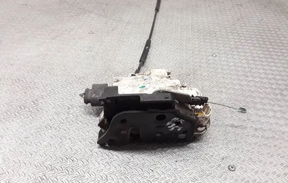 Seat Leon (1P) Front door lock 1P1837015