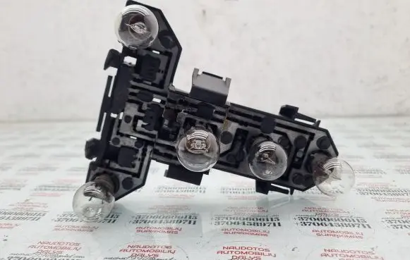 Volkswagen Golf IV Tail light bulb cover holder 1J6945257