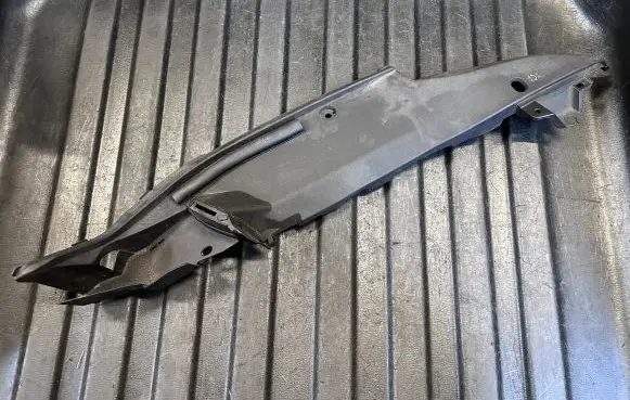 Fender end trim