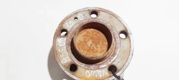 Volvo S80 Rear wheel hub