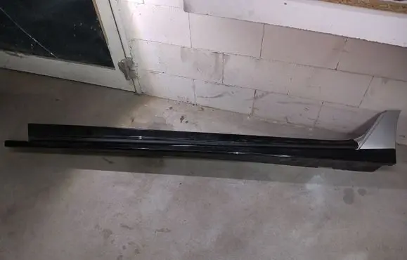 Chevrolet Volt II Sill 23348310