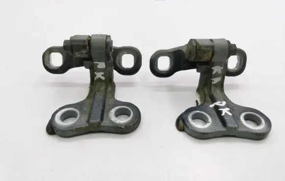 Volvo V50 Front door hinge set 30784889 30784887
