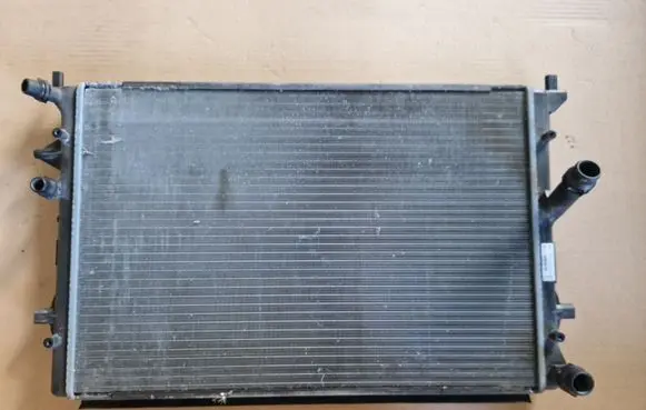 Skoda Yeti (5L) Coolant radiator 1K0121251CL