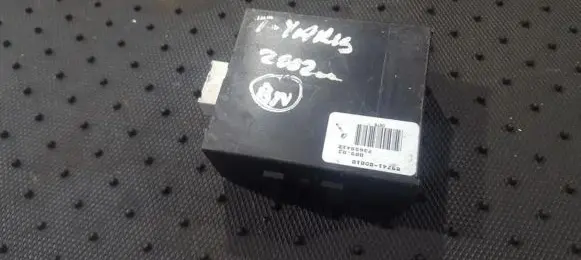 Toyota Yaris Door control unit/module 897410d010 89741-0d010