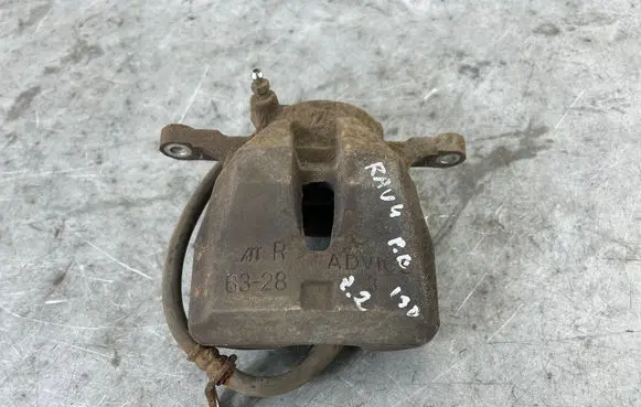 Toyota RAV 4 (XA30) Front brake caliper