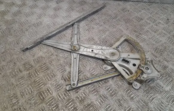 Toyota Corolla Verso E121 Front window lifting mechanism without motor