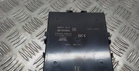 Lexus RX V Keyless (KESSY) go control unit/module 8999048A10