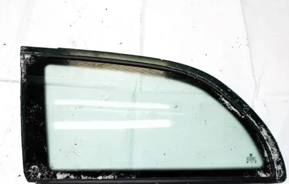 Skoda Octavia Mk1 (1U) Rear side window