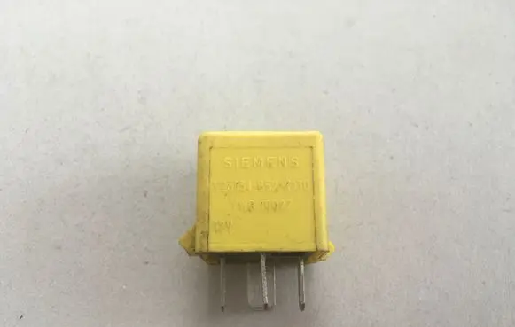 Land Rover Freelander Other relay YWB10027