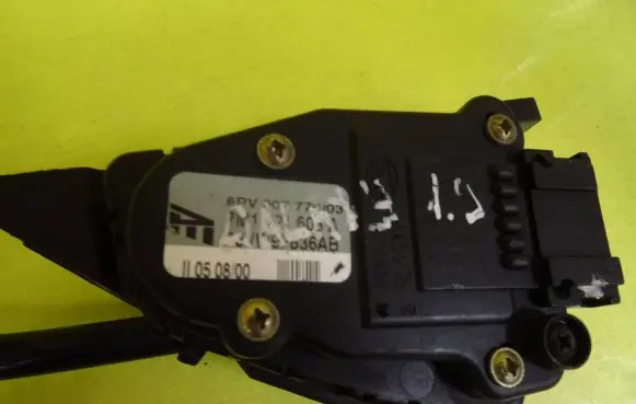 Ford Galaxy Accelerator throttle pedal 6PV00777003