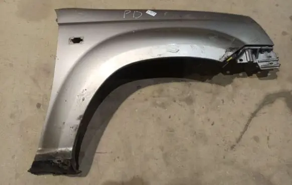 Nissan X-Trail T30 Fender 