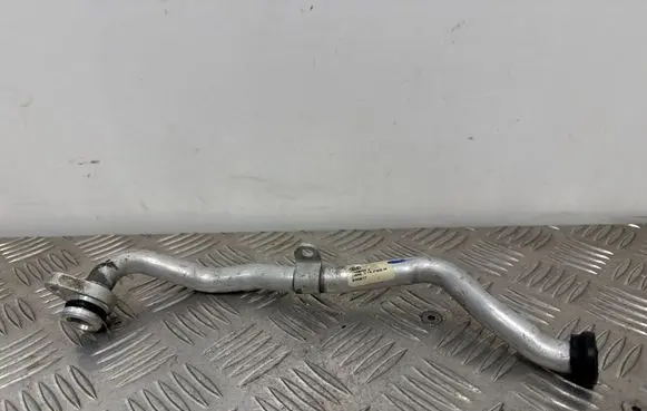 Audi A6 S6 C8 4K Engine coolant pipe/hose 06M121083H