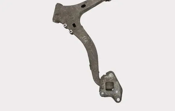 Rear control arm