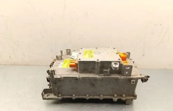 Peugeot 208 II Battery charger (optional) 9857629980 9857488980 9696585680
