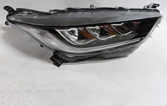 Toyota Yaris Headlight/headlamp 