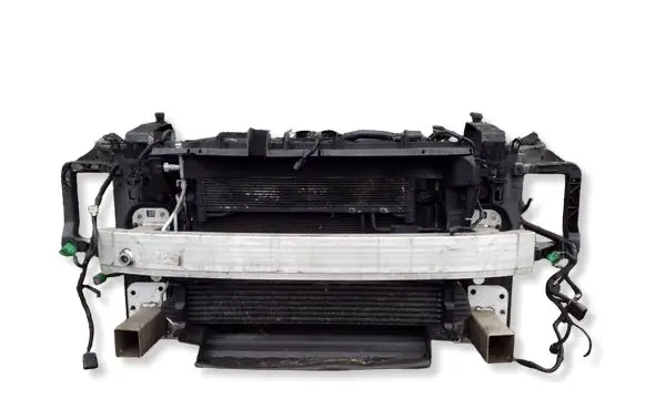 Jeep Cherokee Radiator set T510010AD T510010AE 68229716AD