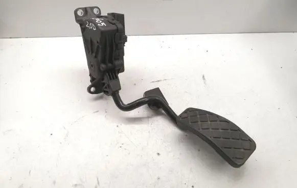 Audi A6 S6 C6 4F Accelerator throttle pedal 4F2721523