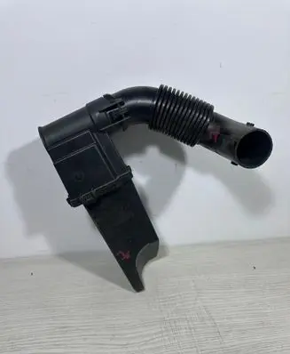 Intake resonator