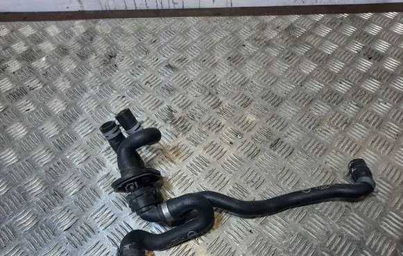 Audi A6 S6 C7 4G Engine coolant pipe/hose 8K0819332B 8K0819350D