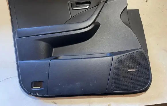 Nissan Murano Z50 Front door card panel trim