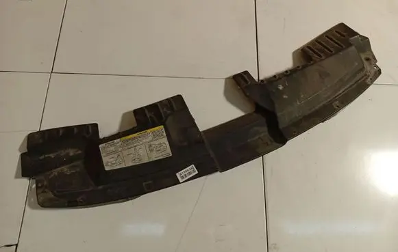 Chrysler Voyager Engine bonnet/hood lock trim molding 04857410ACC