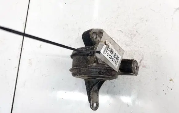 Opel Astra H Engine mount bracket 13125627