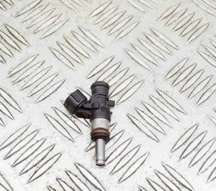 Fuel injector