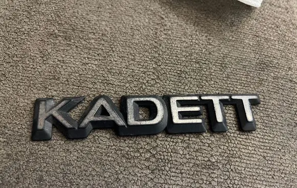 Opel Kadett D Manufacturers badge/model letters 