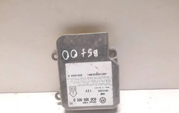 Volkswagen PASSAT B5.5 Airbag control unit/module 6Q0909605B
