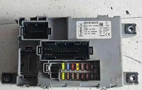 Ford Ka Fuse module 00518762470 28259652 44746882