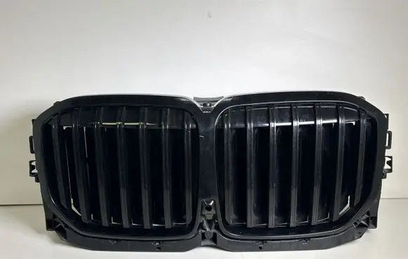 BMW X7 G07 Intercooler air guide/duct channel 22677510
