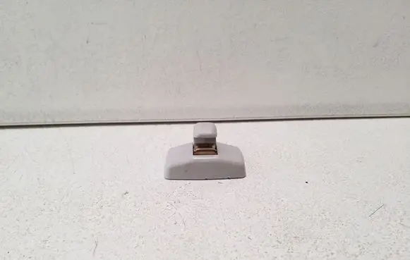 Sun visor clip/hook/bracket