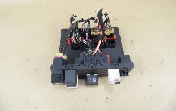 Volkswagen Golf V Comfort/convenience module 1K0937049N H34S0803 F005V00483