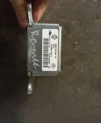 Renault Laguna II ESP acceleration yaw rate sensor 8200004644B 10098514014 448801001020