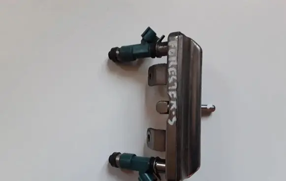 Subaru Forester SH Fuel injector 181012120