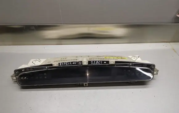 Renault Espace III Speedometer (instrument cluster) 6025406501 H313056