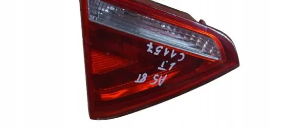 Audi A5 8T 8F Tailgate rear/tail lights 8T0945093