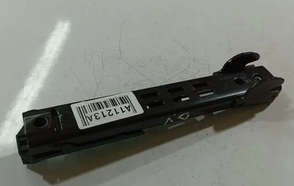 Volkswagen PASSAT B6 Seat belt adjustment rail 0106227