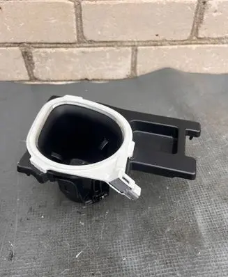 Toyota C-HR I Cup holder 55618F4010 EC0442