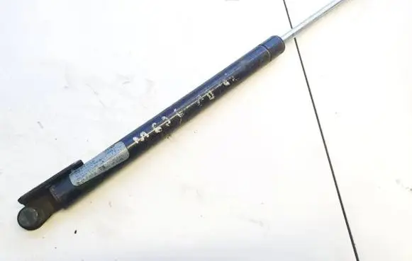 Mazda 626 Tailgate/trunk strut/damper